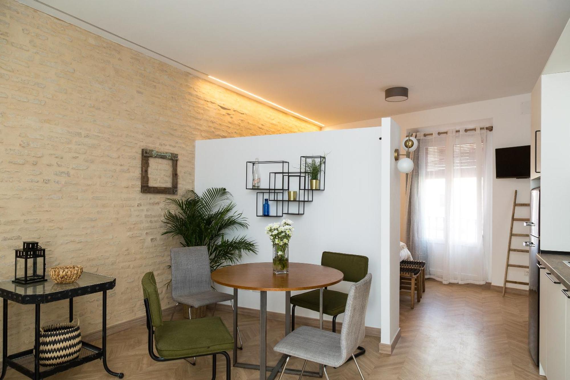 Center Apartment Fully Eqquiped Opcional Breakfast Севиля Екстериор снимка
