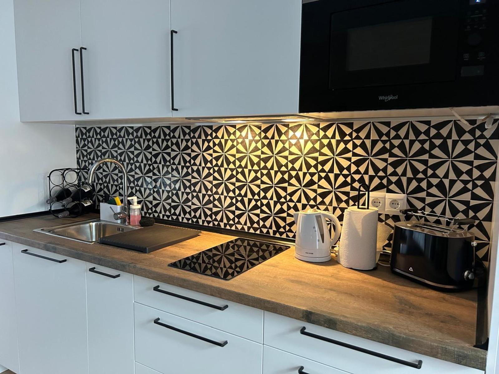 Center Apartment Fully Eqquiped Opcional Breakfast Севиля Екстериор снимка
