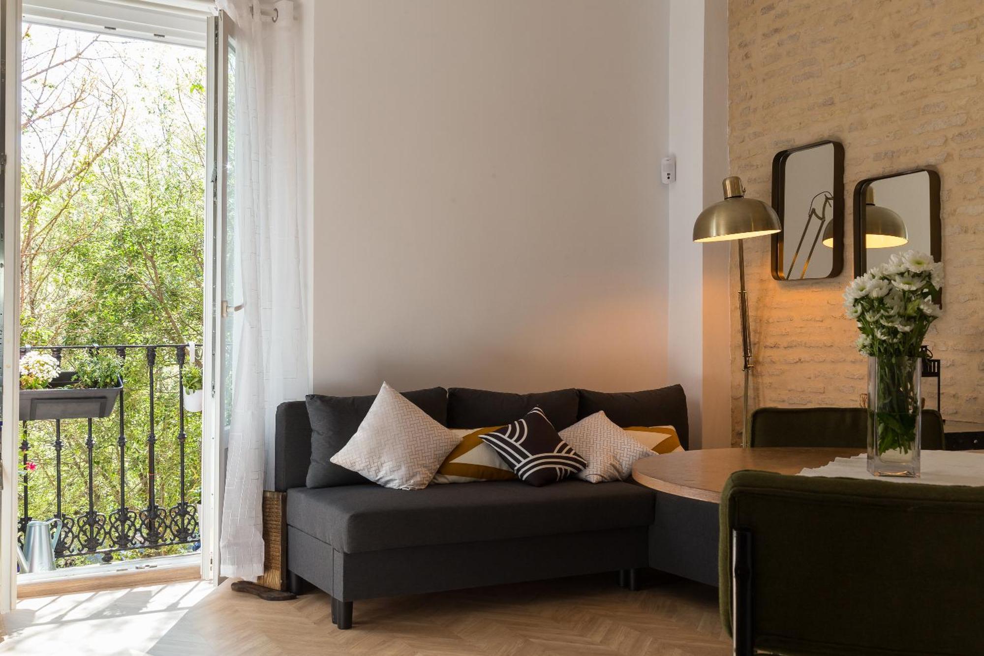 Center Apartment Fully Eqquiped Opcional Breakfast Севиля Екстериор снимка